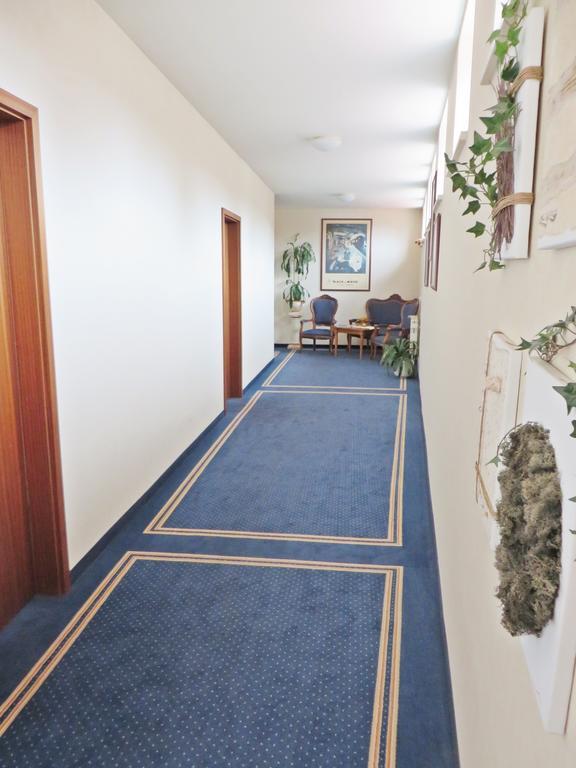 Hotel Roseneck Hagenow Extérieur photo